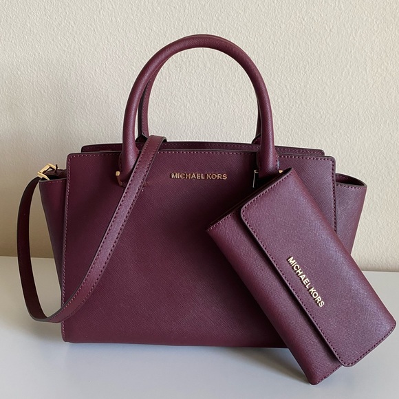 Michael Kors purse and wallet set